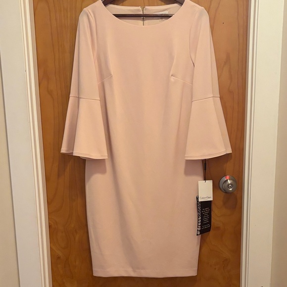 Calvin Klein Dresses & Skirts - Calvin Klein Blush Long Sleeve Dress
